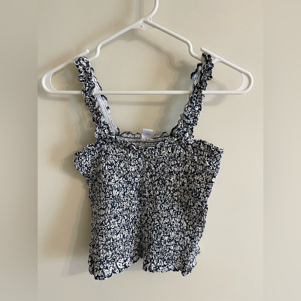 Old Navy Blue and White Ribbed Crop Top